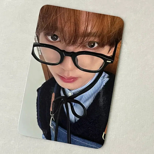 [BUNJANG] ZB1 Han Yu Jin Season's Greetings Glasses Photocard / 제로베이스원 제베원 앤더블 한유진 시즌그리팅 안경 포카