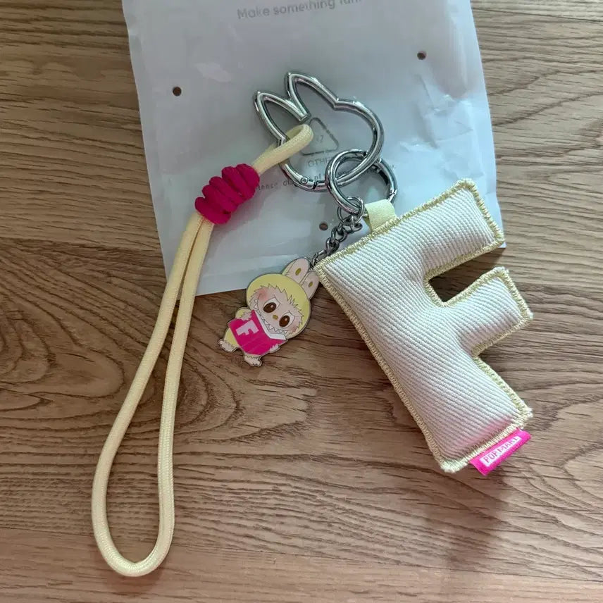 [BUNJANG] POP MART Alphabet Keychain F / 팝마트 알파벳 키링 F