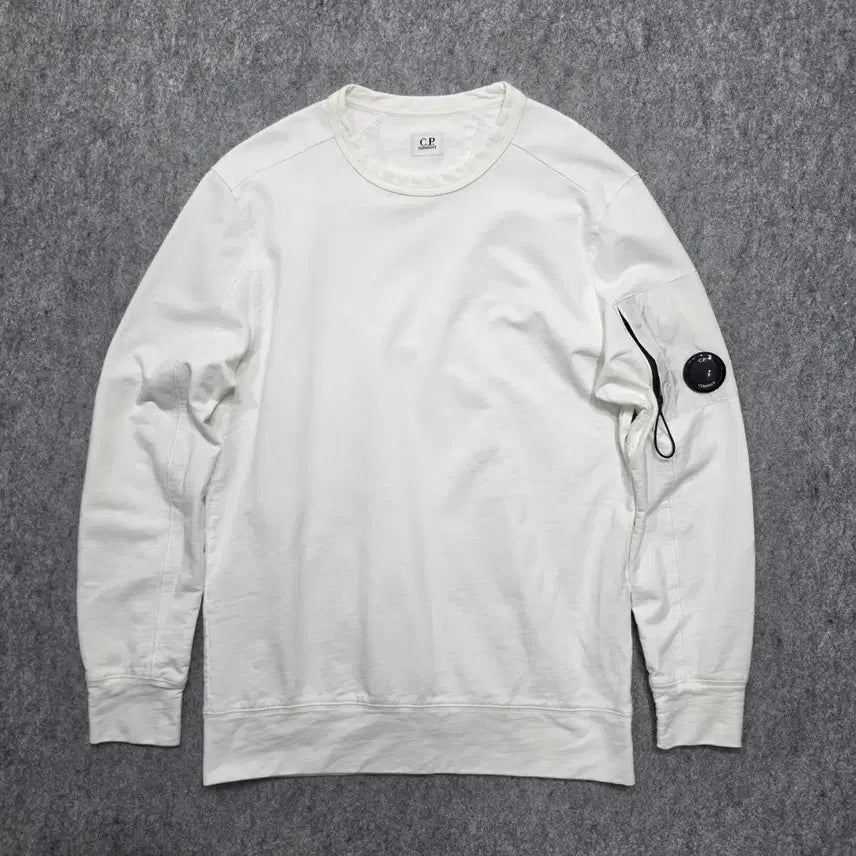 [BUNJANG] CP Company Lens Pocket Crewneck Sweatshirt M / CP 컴퍼니 렌즈와펜 포켓 크루넥 스웻셔츠 M