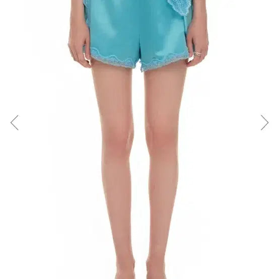 [BUNJANG] Too Much Tax Lace Trim Shorts / 투머치택스 레이스 트림 쇼츠 (s/택0)