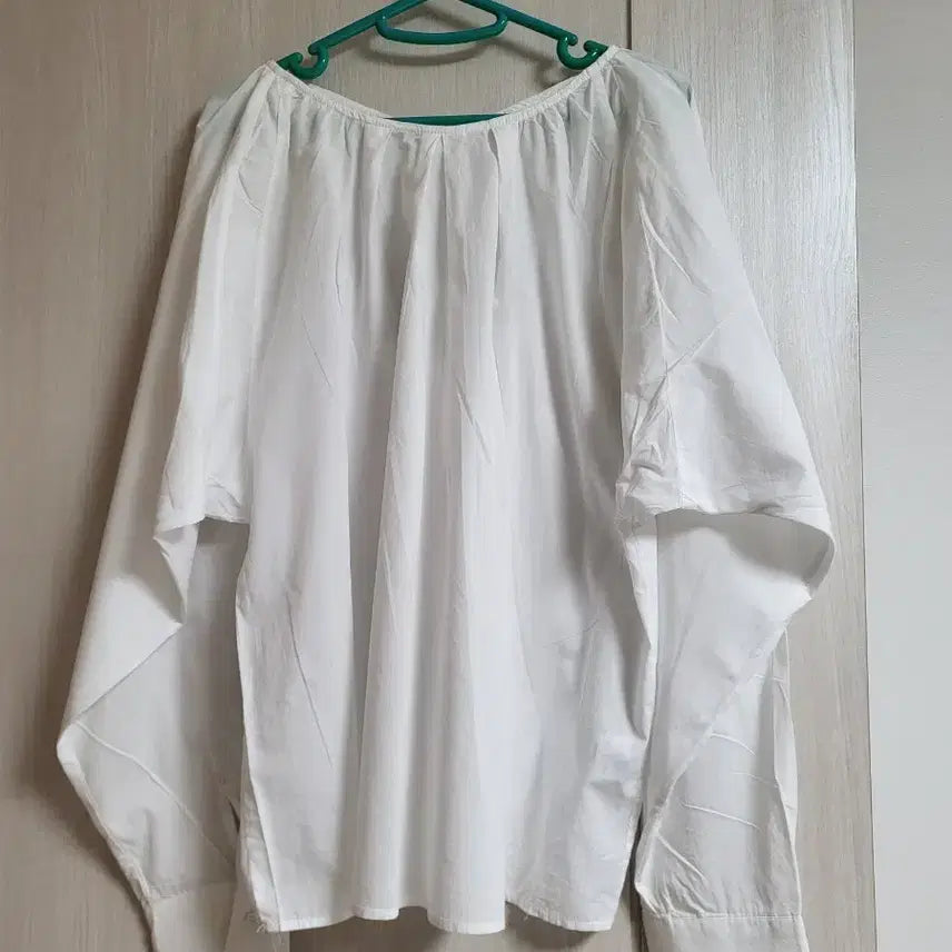 [BUNJANG] Acme Backless White Blouse / 애크미 백리스 화이트 블라우스
