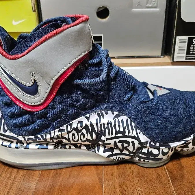 [BUNJANG] Nike LeBron 17 Cold Blue Graffiti / 나이키 르브론17 콜드블루 그래피티