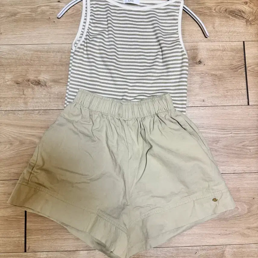 [BUNJANG] LOC Summer Top and Pants Set / LOC 여름 탑 + 팬츠 세트