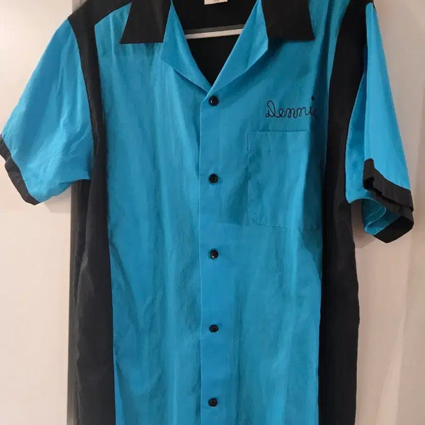 [BUNJANG] Men's Colorblock Short Sleeve Bowling Shirt with 'Denni' Embroidery / 남성 셔츠 청색/검정색