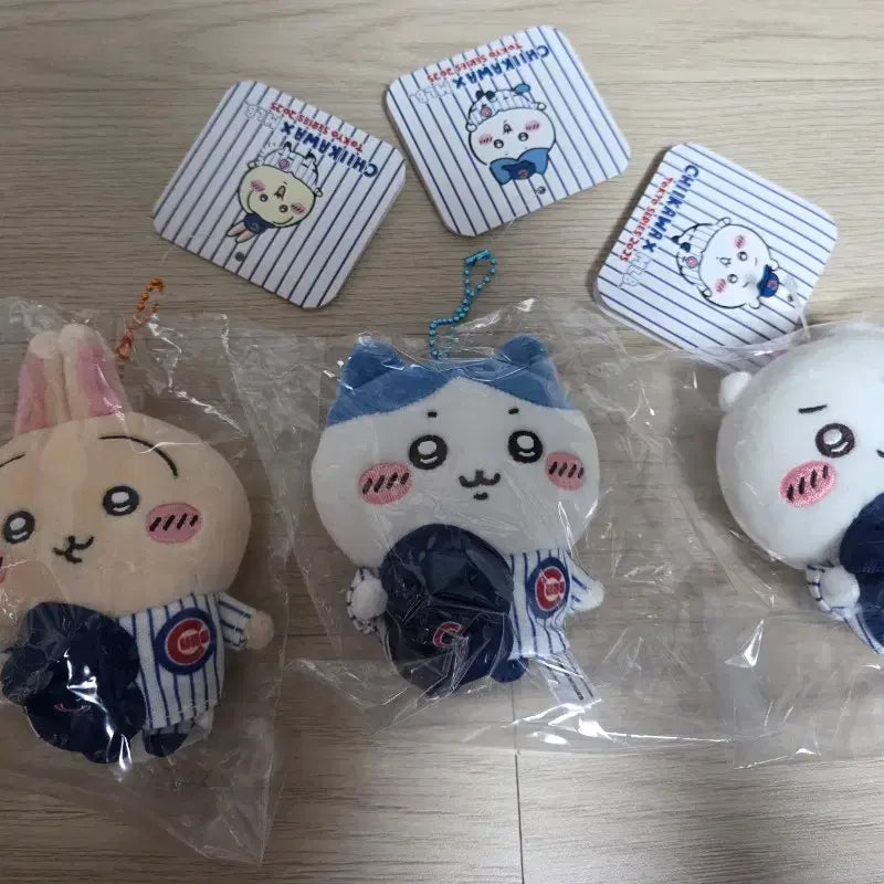 [BUNJANG] Chiikawa MLB Collaboration Usagi & Hachiwale Bundle Set / 일괄 치이카와 mlb 콜라보 컵스 우사기 하치와레