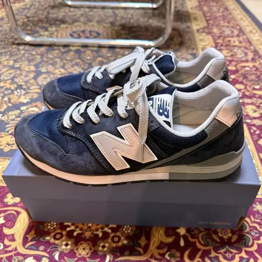[BUNJANG] New Balance 996 Navy Sneakers (Size 270) / 뉴발란스 996 네이비 270
