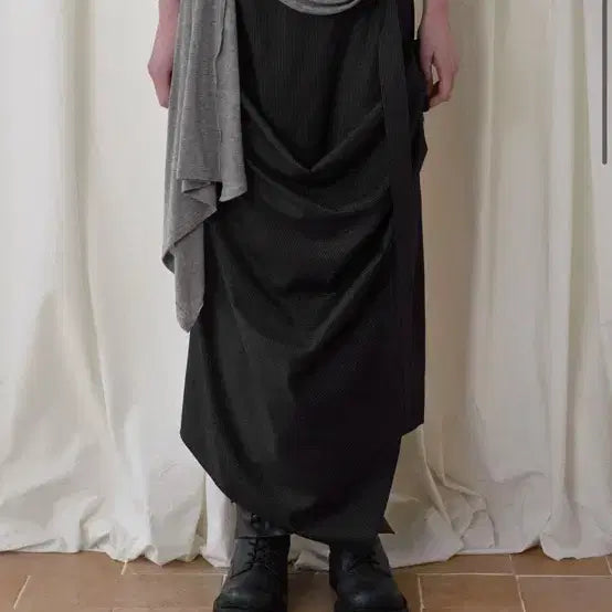 [BUNJANG] Bohemian Seoul Slip Down Skirt Stripe Black M / 보헤미안서울 SLIP DOWN SKIRT 슬립 다운 스커트 M