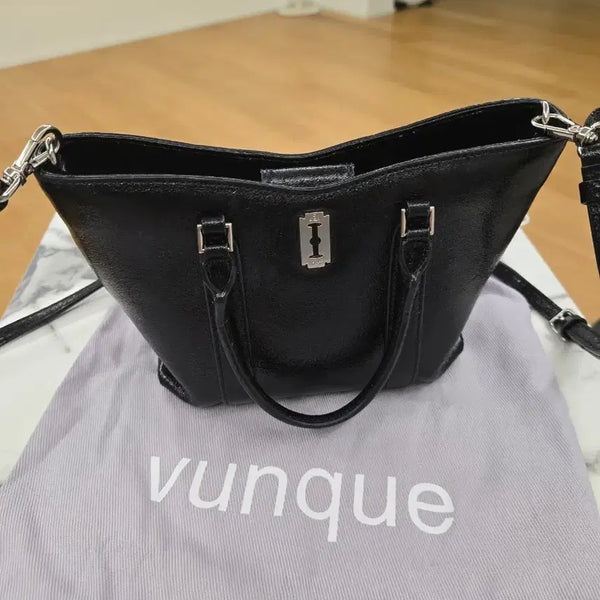 [BUNJANG] Vunque One Eleven Mini Tote Bag / 분크 원일래븐 미니토트백
