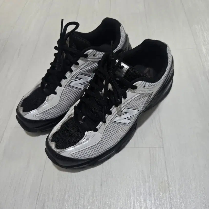 [BUNJANG] New Balance U508BG Grey Matter Black 245 / (5번 착용) 뉴발란스 U509BG 245