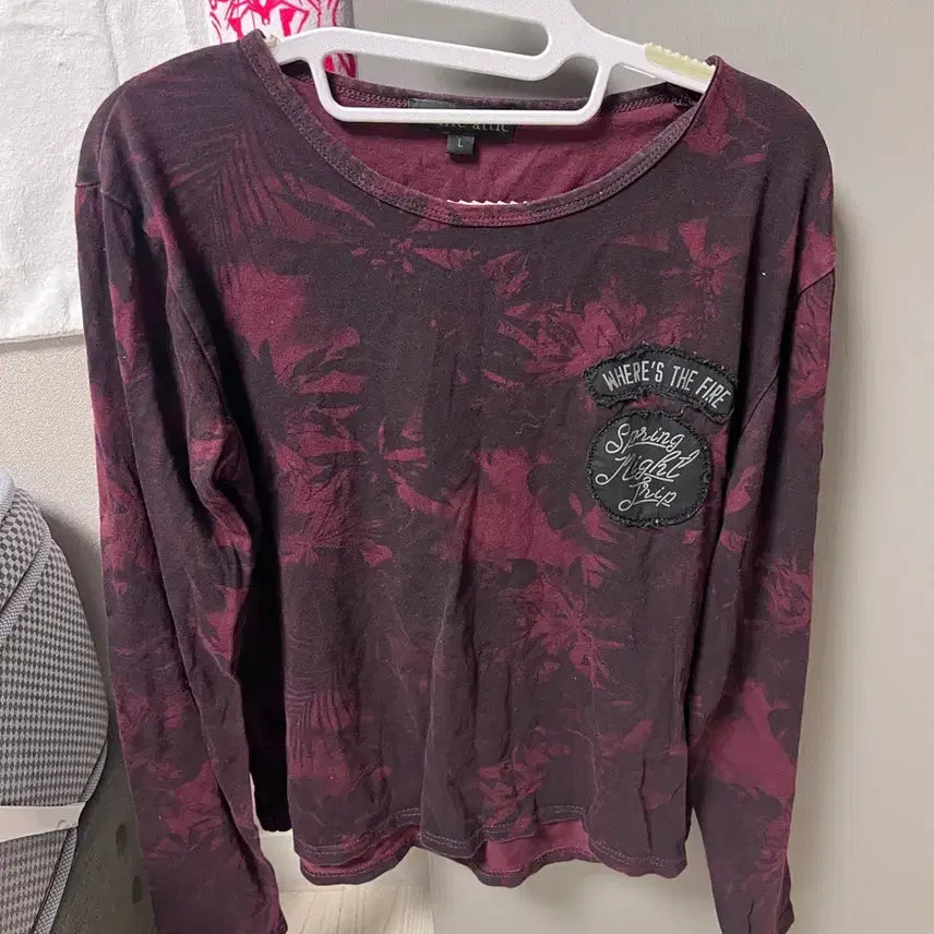 [BUNJANG] in the attic Punk Long Sleeve T-Shirt / in the attic 펑크 롱슬리브 긴팔 티셔츠