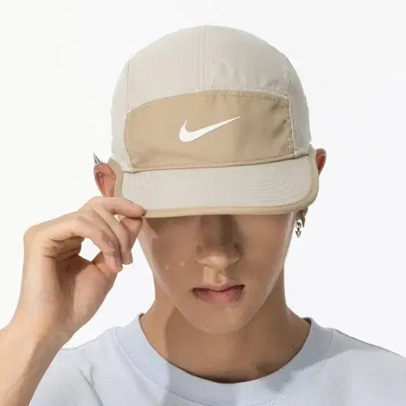 [BUNJANG] Nike Dri-FIT Fly Sport Cap / 나이키 드라이핏 플라이 스포츠 캡 운동 런닝 모자 FB5624-297