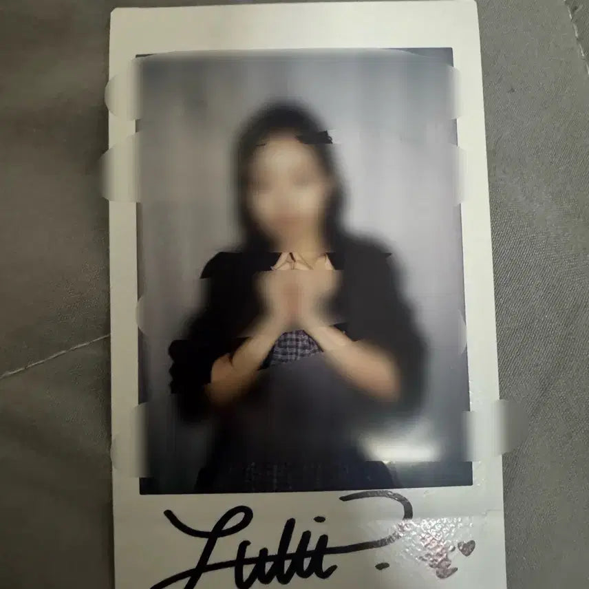[BUNJANG] Kiss Of Life Julie Polaroid / 키스오브라이프 쥴리 폴라로이드