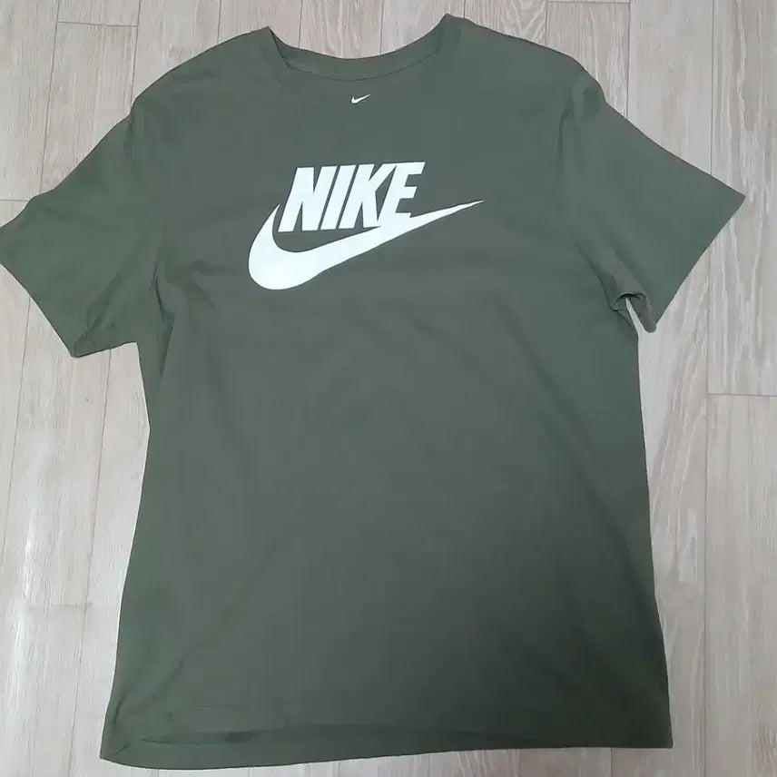 [BUNJANG] Nike Short Sleeve T-Shirt Khaki L / 나이키 반팔 카키 L