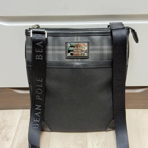 [BUNJANG] Beanpole Messenger Bag / 빈폴 메신저백입니다