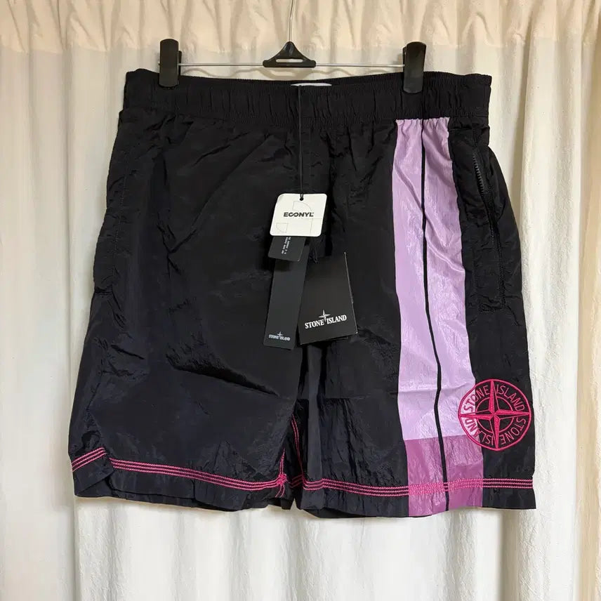 [BUNJANG] Stone Island ECONYL Nylon Metal Beach Shorts Black / [새상품] 스톤아일랜드 에코닐 나일론 메탈 비치쇼츠 블랙