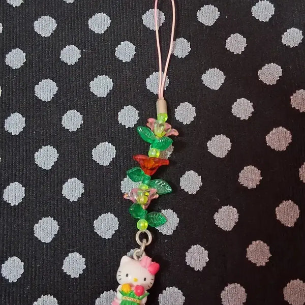[BUNJANG] Vintage Toyama Tulip Flower Beaded Kitty Strap / 도야마 튤립 플라워 꽃 비즈형 키티스트랩 산리오 고전 헬로키티 키링