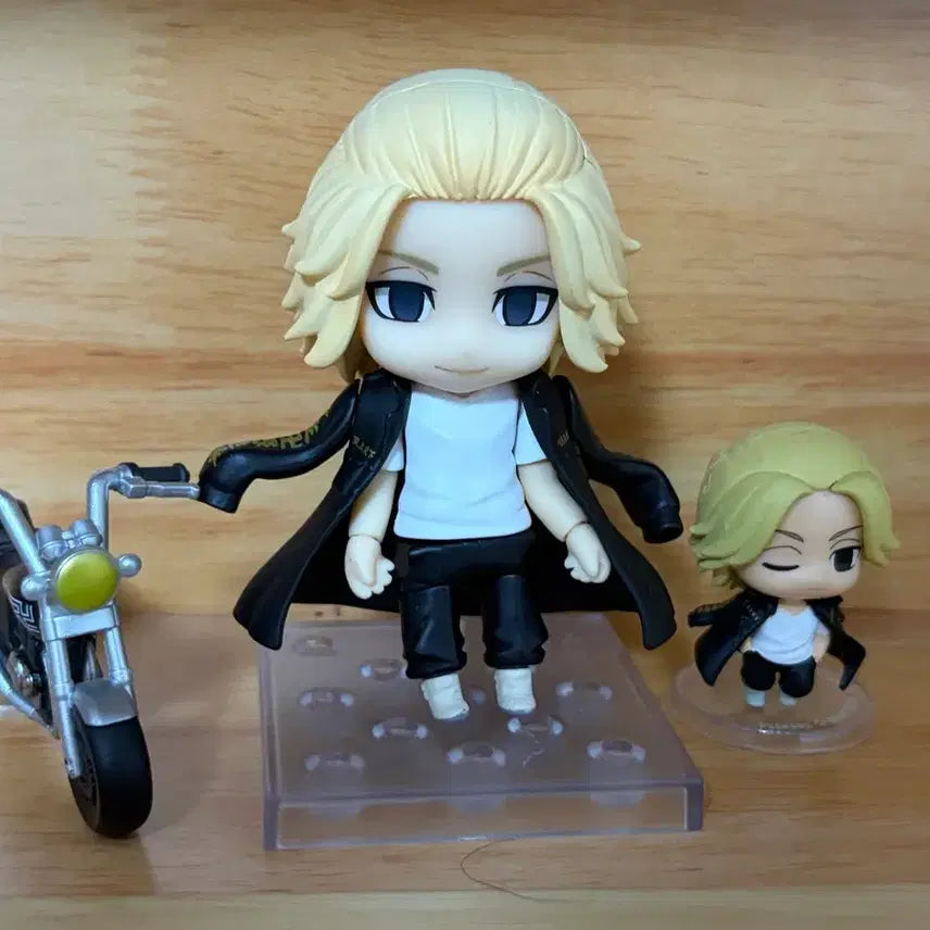 [BUNJANG] Tokyo Revengers Mikey Nendoroid, Rubber Strap & Figure Bundle Set / 도리벤 마이키 넨도로이드 & 러버스트랩 & 피규어 일괄판매