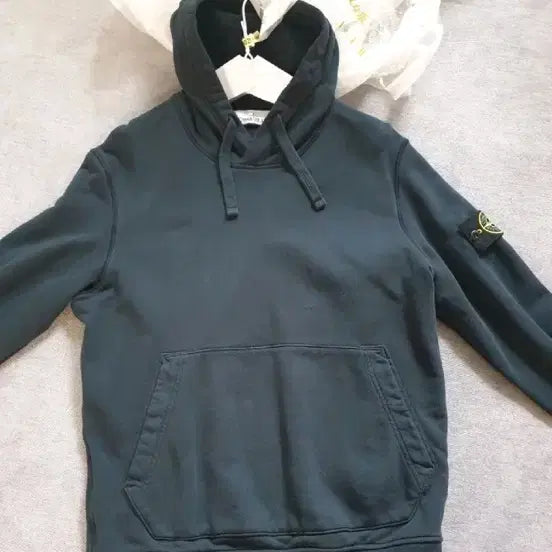 [BUNJANG] Stone Island Hooded Sweatshirt M / 스톤아일랜드 후드티 m