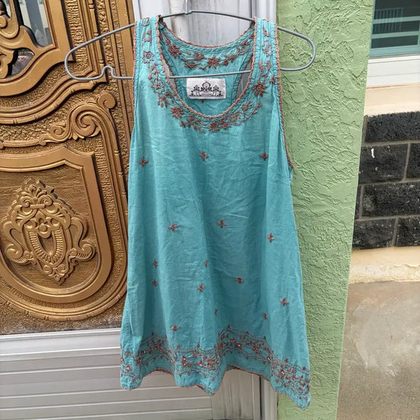[BUNJANG] Vintage Embroidered Sleeveless Top / 빈티지 자수 히피 민소매 나시 슬리브리스