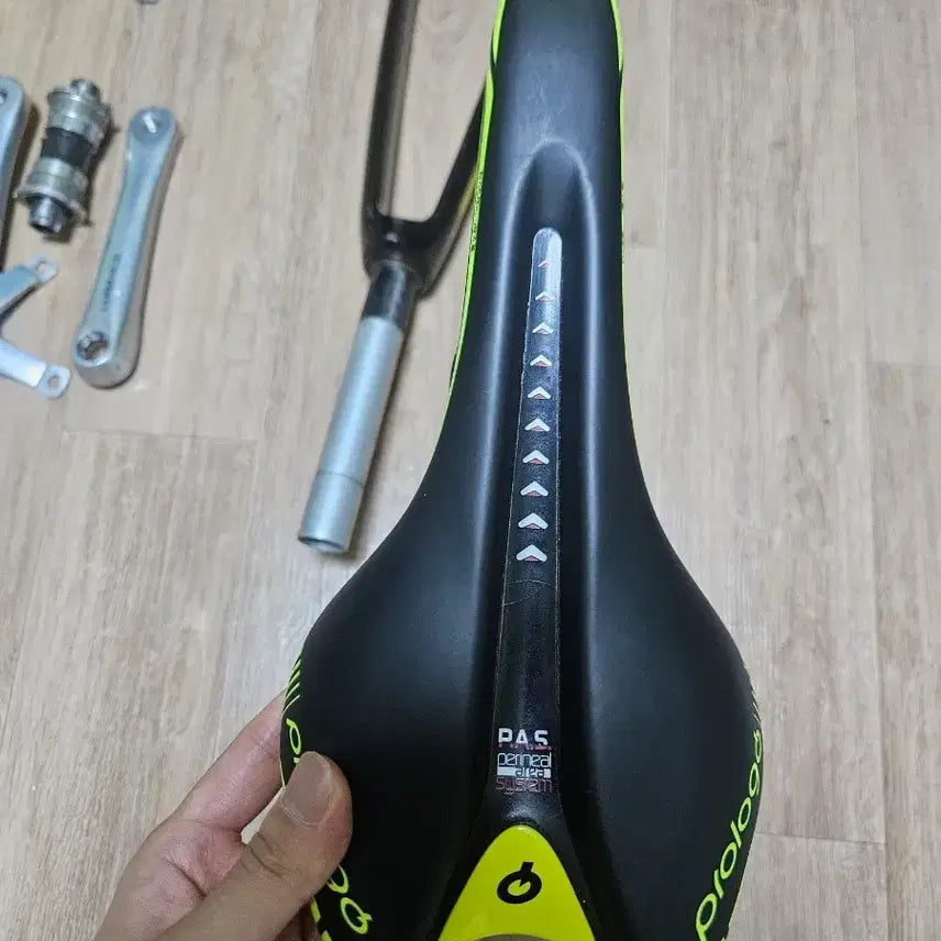 [BUNJANG] Prologo Nago Evo PAS Carbon Saddle / 프롤로고 나고 에보 PAS 카본안장
