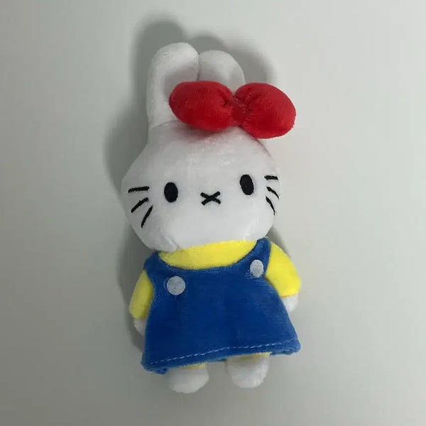 [BUNJANG] Miffy x Hello Kitty Collaboration Doll Keychain / 미피 키티 인형키링