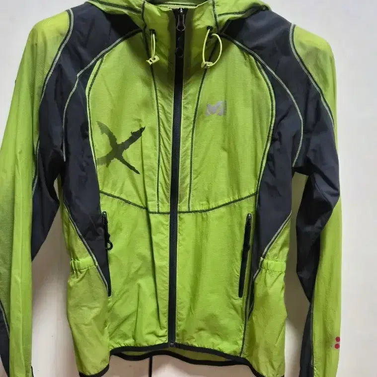 [BUNJANG] Millet Lime Color Windbreaker Jumper Size 95 / MILLET/밀레 바람막이 점퍼 라임색 95/새상품 컨디션