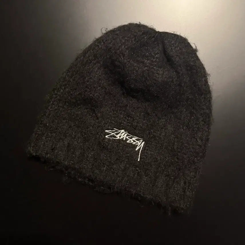 [BUNJANG] Stussy Fuzzy Ribbed Beanie OS Black / 스투시 퍼지 립드 비니 블랙 os