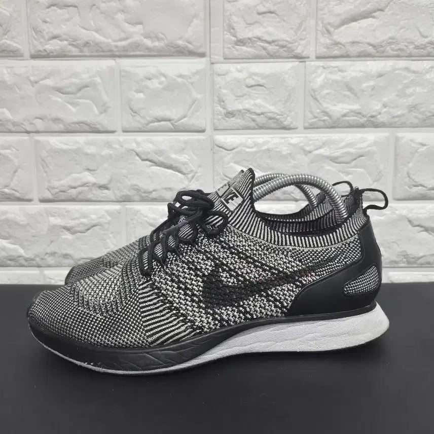[BUNJANG] Nike Air Zoom Mariah Flyknit Racer Men's Shoes 270mm (Fits 260-265mm) / 나이키 270mm(260~265)에어 줌 마라이아 플라이니트 레이서