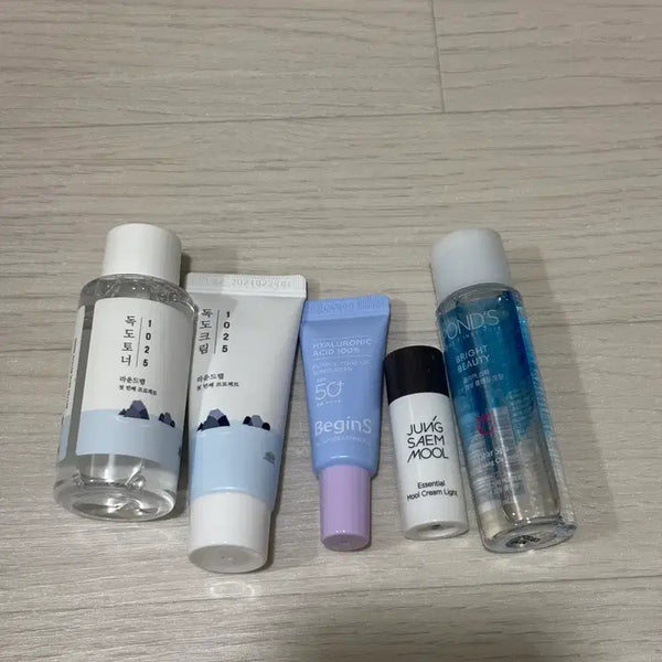 [BUNJANG] Bundle Set: Dokdo Toner, Dokdo Cream, Jung Saem Mool Sun Cream, Jung Saem Mool Cream, Pond's Cleansing Oil (New) / 새상품)일괄판매)독도토너,독도크림,정샘물선크림,정샘물크림,폰즈클렌징오일