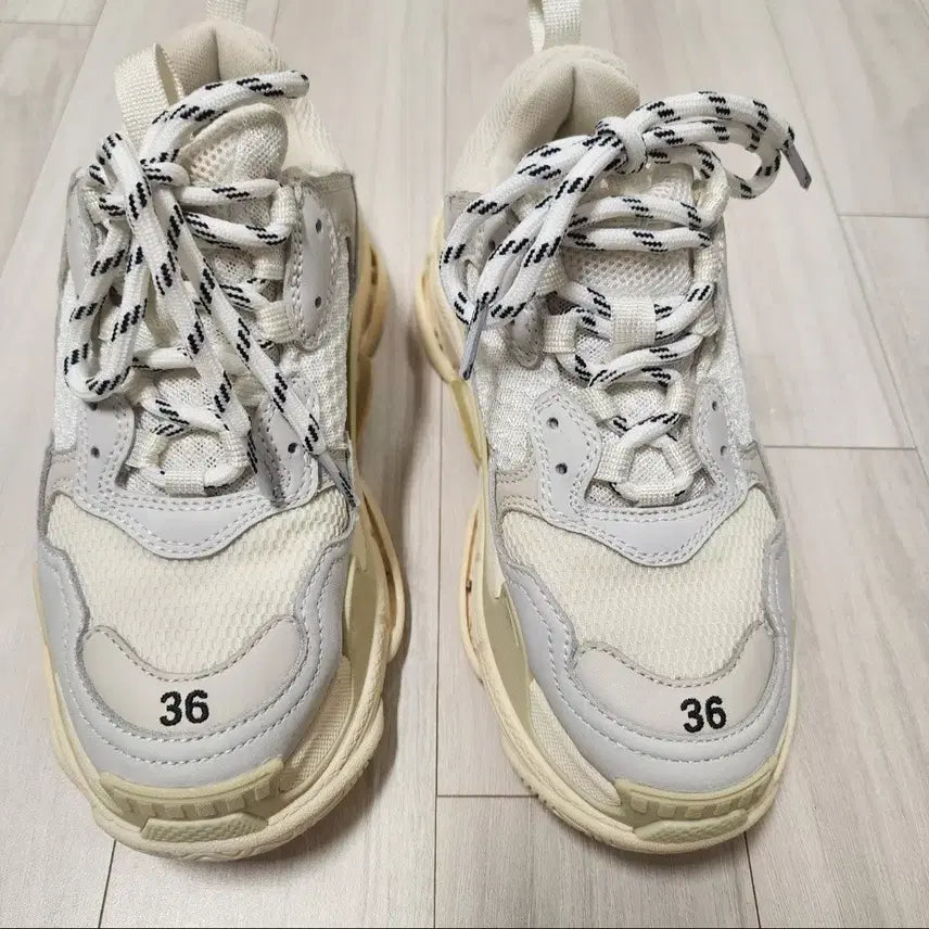 [BUNJANG] Balenciaga Triple S White Women's Size 36 / 발렌시아가 트리플S 화이트 36사이즈