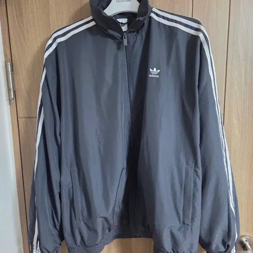 [BUNJANG] Adidas ADILENIUM 3 Oversized Track Top - Dark Grey / 아디다스 ADILENIUM 3 오버사이즈 트랙탑 - 다크그레이