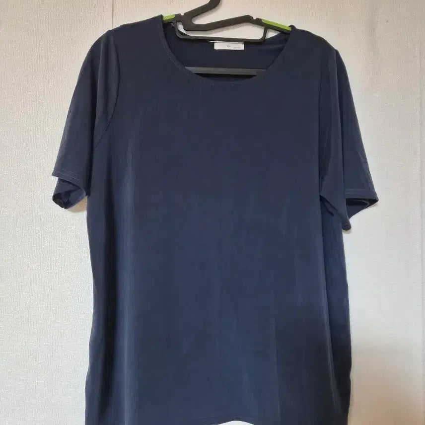 [BUNJANG] Navy Round Neck Short Sleeve T-Shirt / 네이비색 라운드넥 반팔 티셔츠