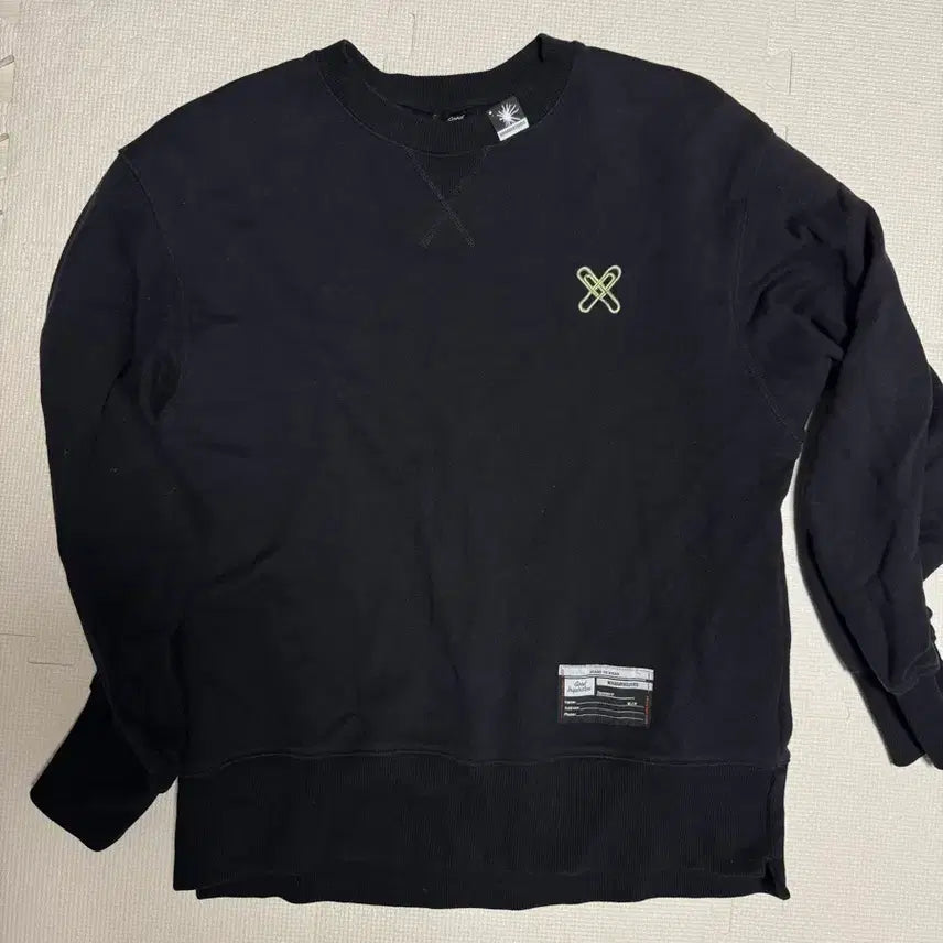 [BUNJANG] Mihara Yasuhiro x GU Sweatshirt / 미하라 야스히로 x GU 맨투맨