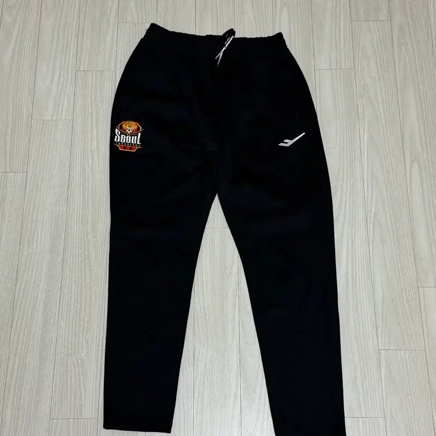[BUNJANG] FC Seoul Long Training Pants XL / FC서울 긴바지 트레이닝복