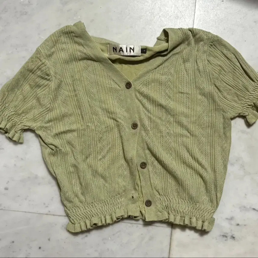 [BUNJANG] Women's Green Cropped Cardigan T-Shirt Summer Short Sleeve / 반팔 크롭 연두색 펀칭 크롭티 가디건 여름옷 반팔티 크롭티