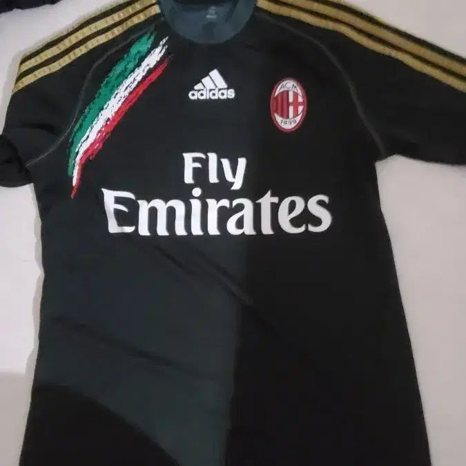 [BUNJANG] AC Milan Football Training Jersey / ac밀란 축구 트레이닝 유니폼