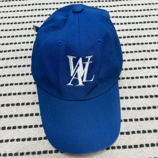 [BUNJANG] Wooalong Blue Ball Cap / 우알롱 볼캡 블루