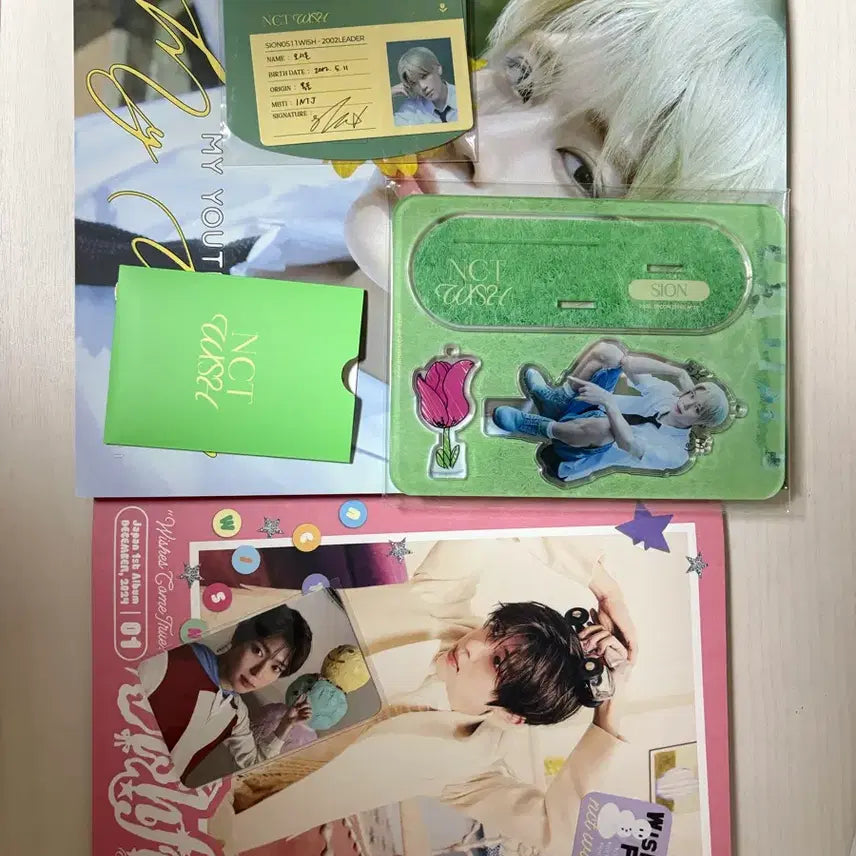 [BUNJANG] NCT WISH Sion Diacon Photobook + Wishful Winter Japanese Album Bundle Set / 엔시티 위시 시온 디아콘 포토북 A+위시풀윈터 일본앨범 일괄판매