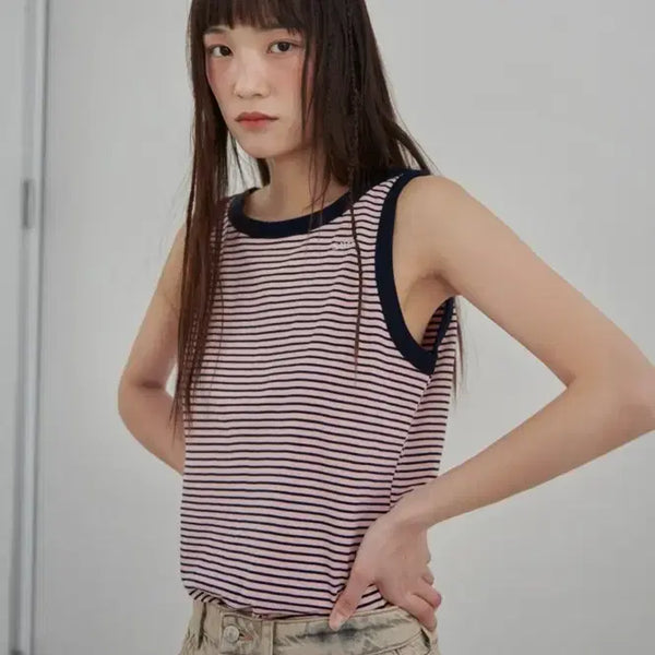 [BUNJANG] Sayer Stripe Sleeveless Top / 세이어 스트라이프 민소매 탑