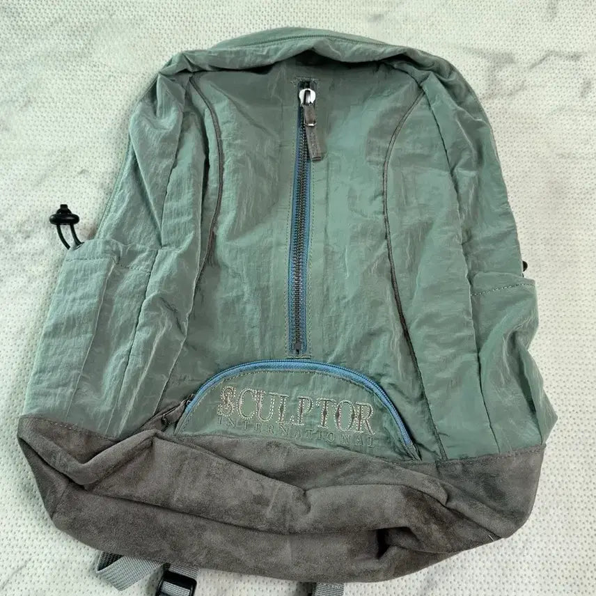 [BUNJANG] Sculptor Old School Slouch Backpack Sage / 스컬프터 올드스쿨 슬라우치 백팩 세이지