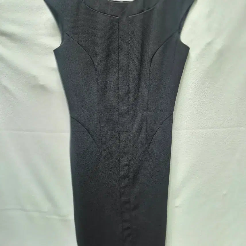[BUNJANG] Simple Black Sleeveless Mini Dress (Size S) / 블랙 민소매 원피스 S
