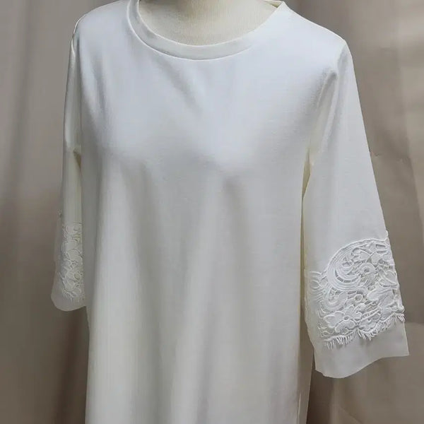 [BUNJANG] ATELIER SIX Lace Trimmed Round Neck Dress (Back Ivory) / 새상품)ATELIER SIX 레이스 트리밍 드레스(백아이보리)