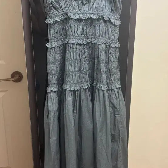 [BUNJANG] DOEN Shirring Maxi Dress / DOEN 셔링 롱원피스