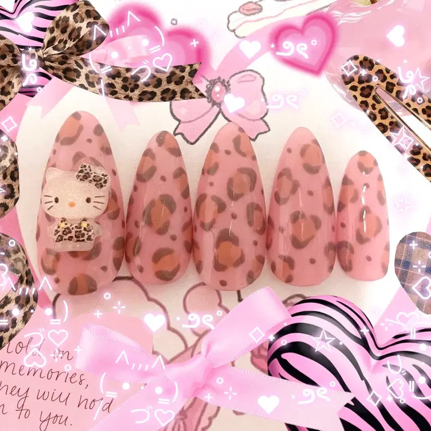 [BUNJANG] Handmade Hello Kitty Leopard Print Y2K Nail Tips / (빠른배송)갸루 호피 헬로키티 수제네일팁 히메갸루 오네갸루 핑크 y2k