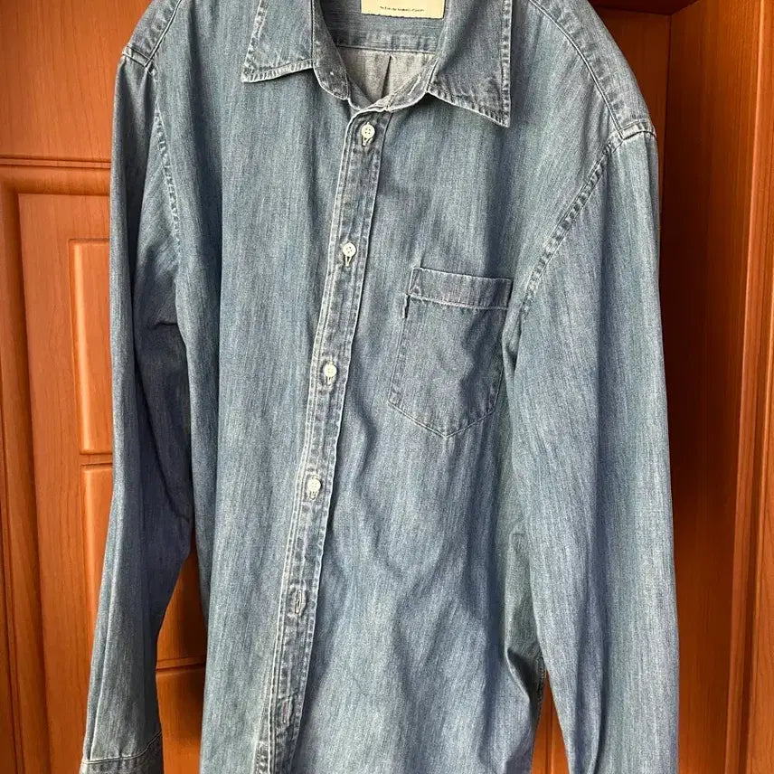 [BUNJANG] POSTERIOR Button-Down Denim Shirt Mid Blue Size 4 / 포터리 버튼다운 데님 셔츠 미드블루 4