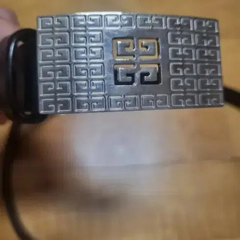 [BUNJANG] Givenchy Patent 4G Plate Silver Buckle Belt / 정품 지방시 페이던트 4G 플레이트 은장 벨트