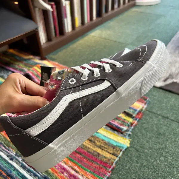[BUNJANG] Vans Sk8-Low Smolderflower Asphalt Sneakers (Size 270) / 반스 스케이트 로우 스멜더플라워 아스팔트 270사이즈 새제품