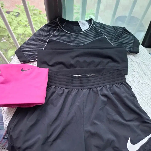 [BUNJANG] Nike Women's Running Set (T-shirt, Shorts, Leggings) / 나이키 러닝 여성 운동복 세트 (반팔티, 반바지, 레깅스)ㅡ가격내림