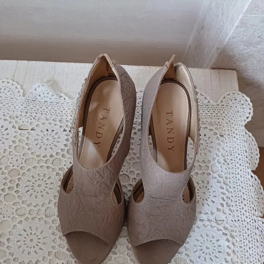 [BUNJANG] Tandy Heels / 탠디구두