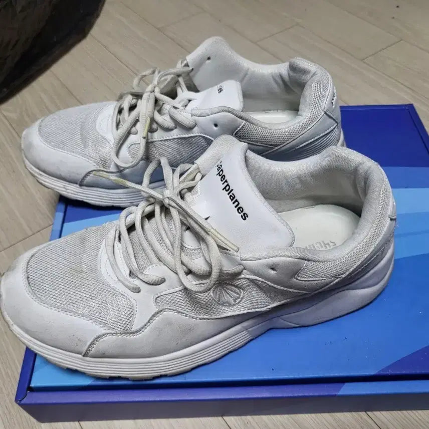 [BUNJANG] Paperplanes White Sneakers 290mm / 페이퍼플레인 화이트 운동화 290mm 상태매우좋음